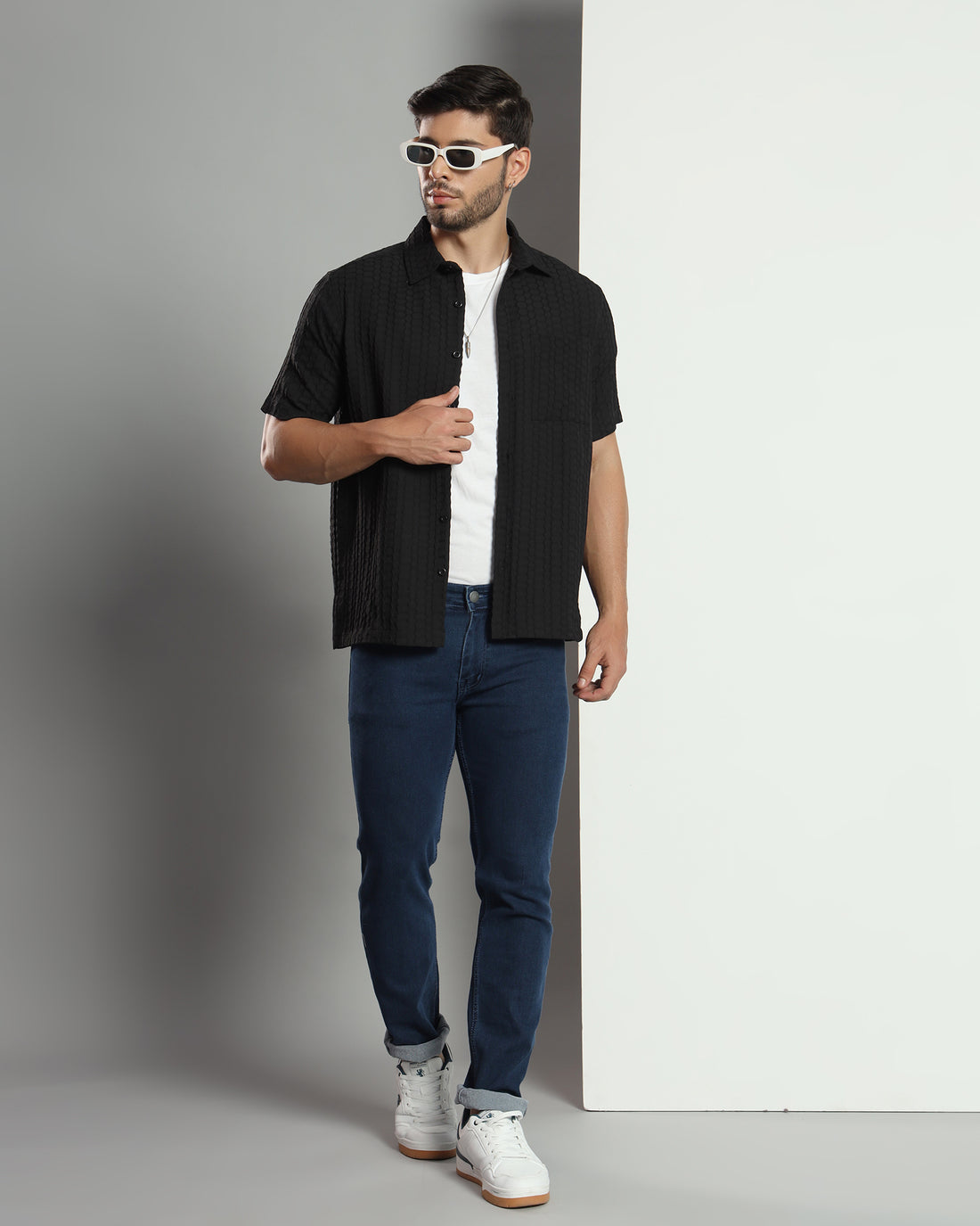 Chimpaaanzee Men Black Regular Fit Shirt