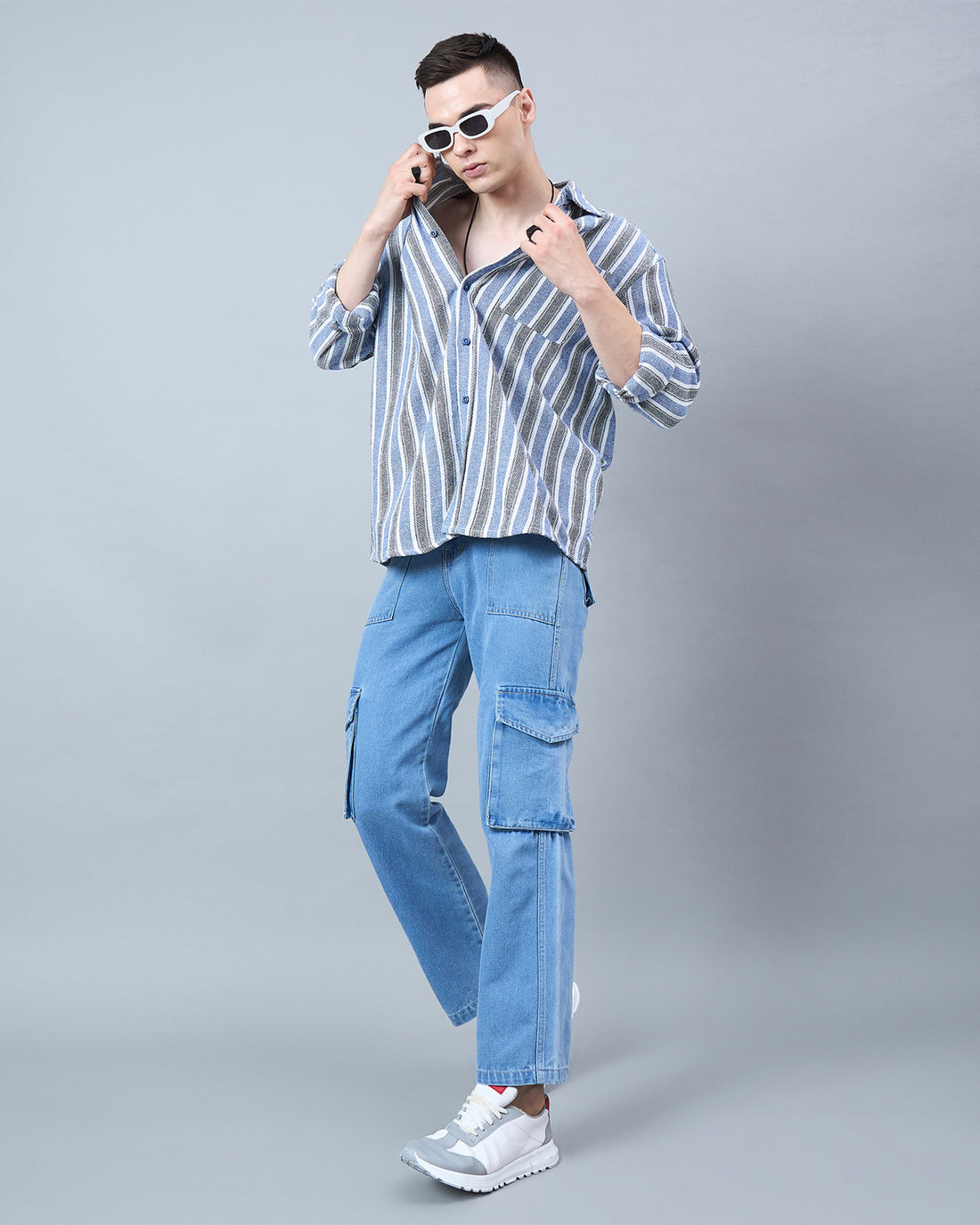 Chimpaaanzee Men Blue & Black Oversized Shirt