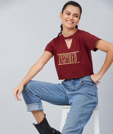 Chimpaaanzee Women Maroon Keyhole Neck Crop T-shirt