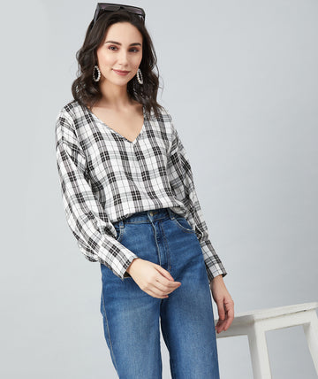 Chimpaaanzee Women White and Black Checks V Neck Top