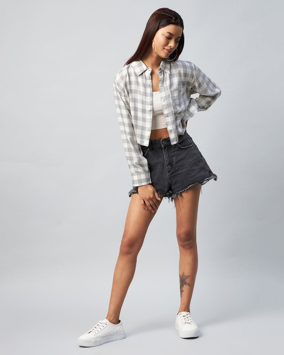 Chimpaaanzee Women Viscose Grey & White Checks Full Sleeve Crop Shirt