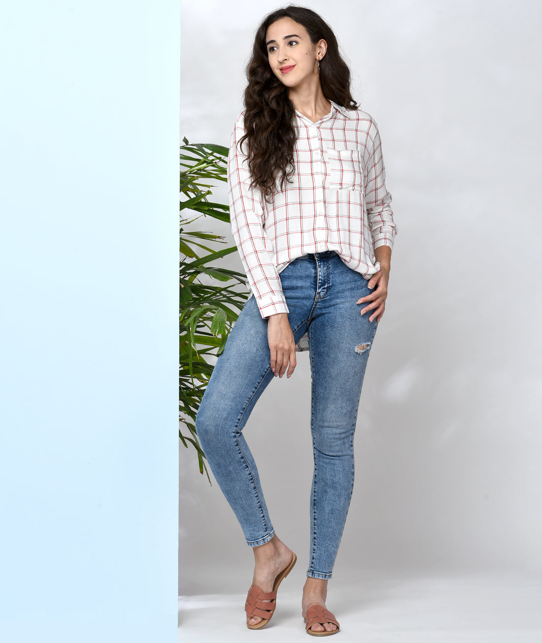 Chimpaaanzee Women White and Red Viscose Loose Fit Checkered Shirt